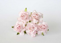 Кудрявые розы 4 см - Розовоперсиковые светлые 1 шт