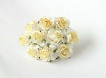 Кудрявые розы 3 см - Белый+св.желтый 1 шт