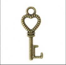 Подвеска "Ключ - Любовь" под латунь размер 2х1 см