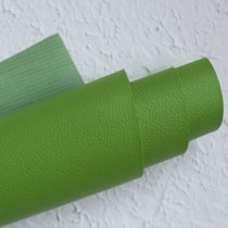 Отрез кожзама на тонкой тканевой основе 50х35 см., зеленый