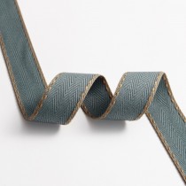 Лента ёлочка, цвет серо-голубой (край хаки), ширина 2,5 см, отрез 90 см
