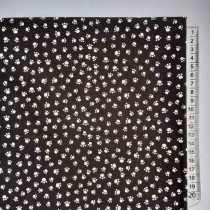 Ткань "Отпечки лап на черном", размер 50х50 см